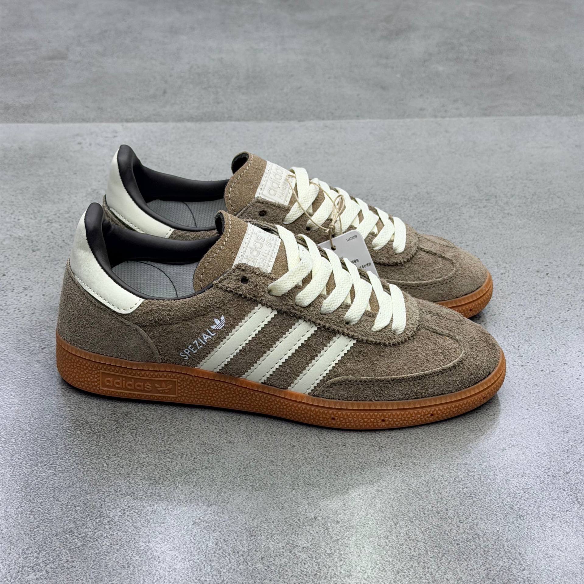 ادیداس اسپیزال Adidas spezial