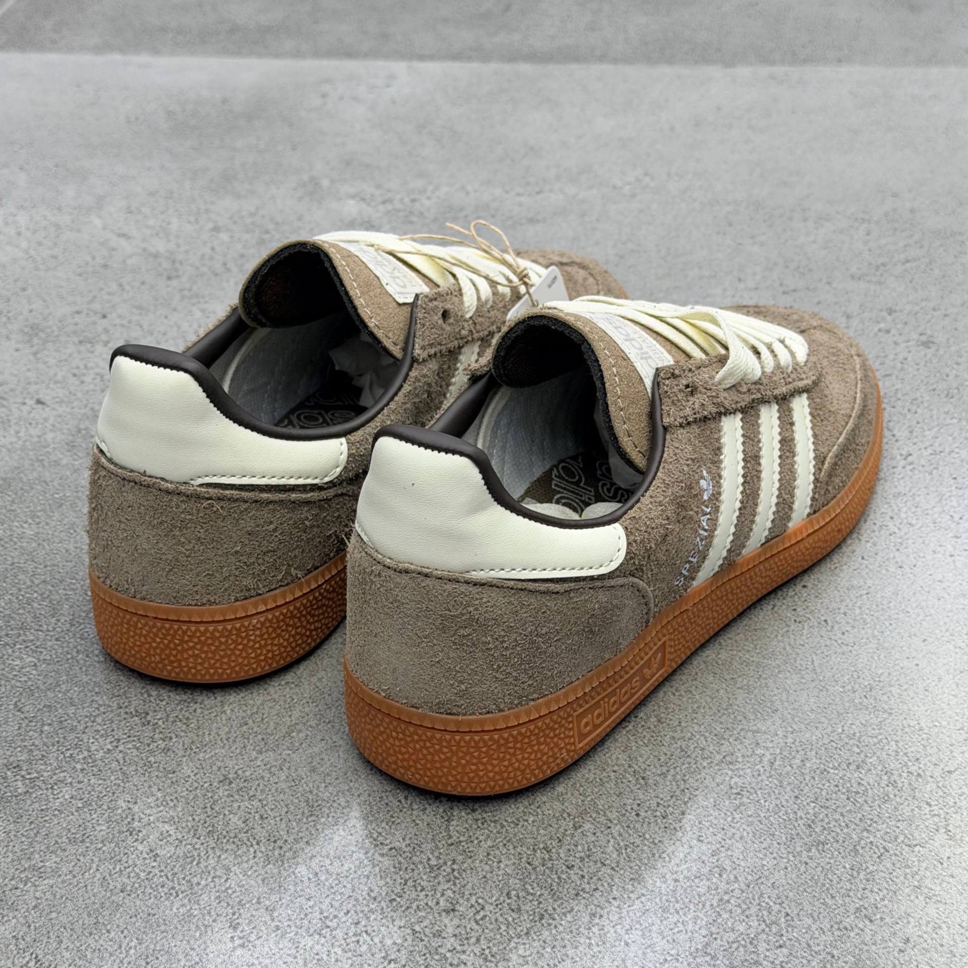 ادیداس اسپیزال Adidas spezial