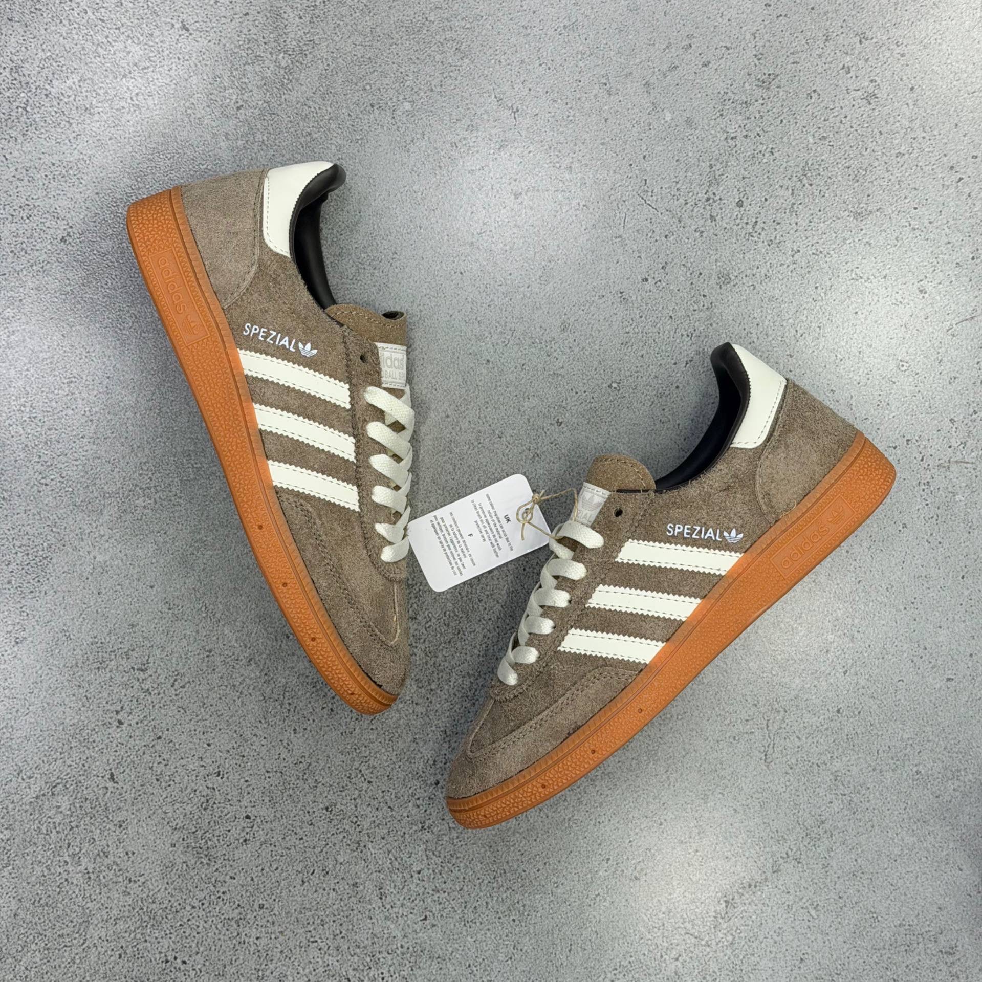 ادیداس اسپیزال Adidas spezial