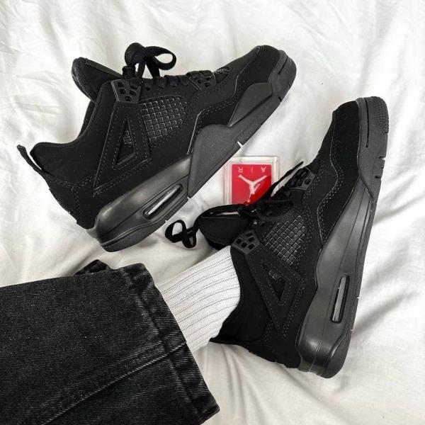 جردن 4بلک کت Nike Air Jordan4 black cat