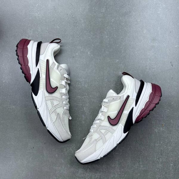 نایک وی تو کی Nike V2K Run 
