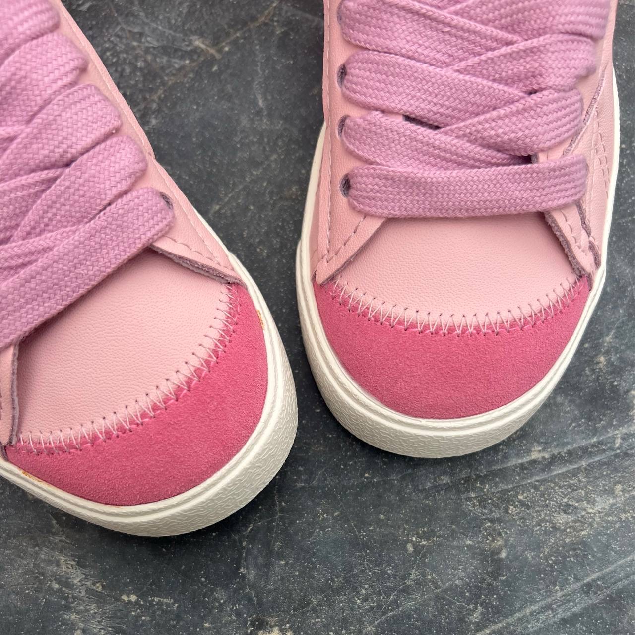 نایک ایر جردن وان بلیزر صورتی Nike Air Jordan 1