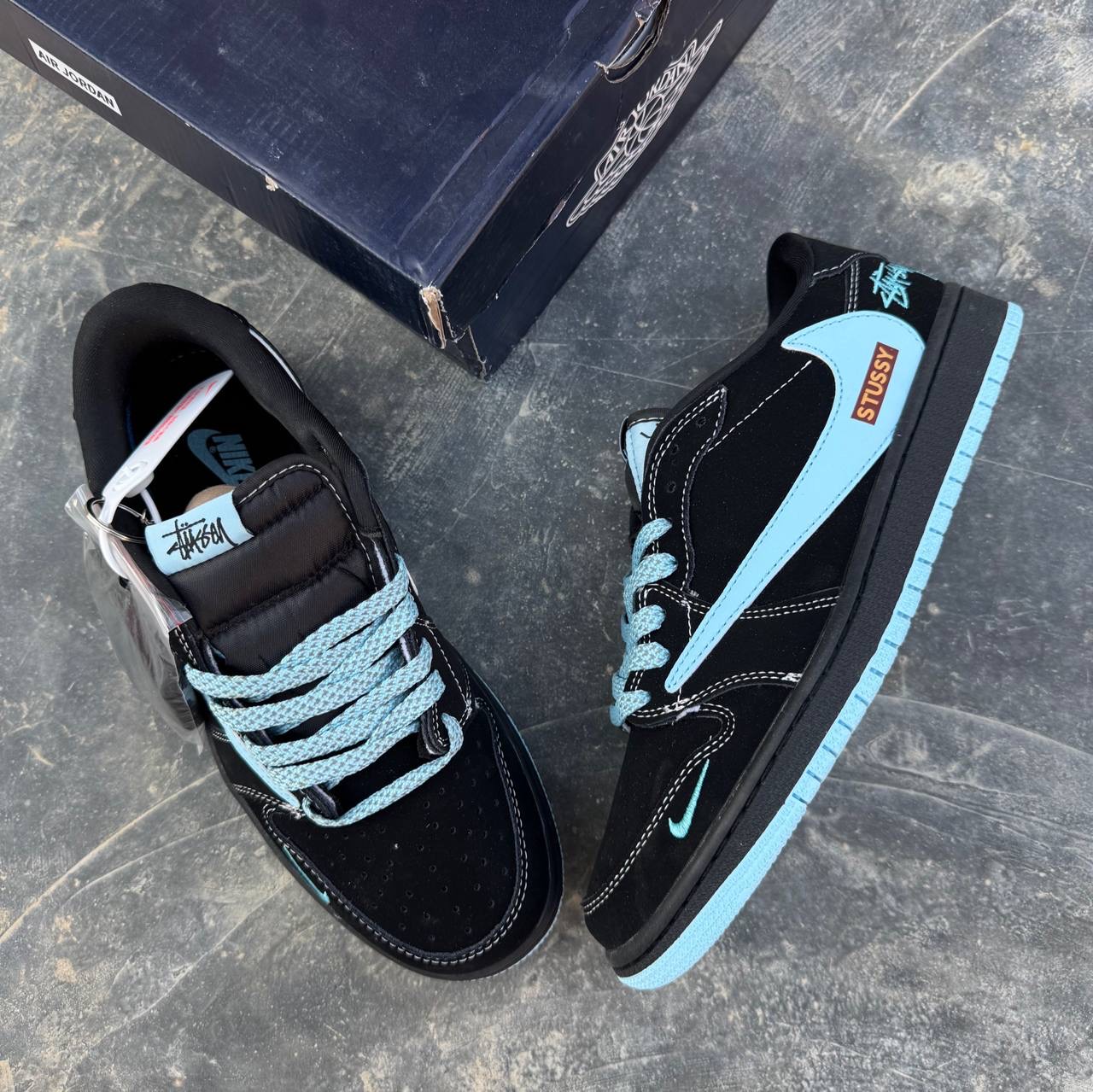 جردن 1 ترویس Nike Air Jordan 1Travis