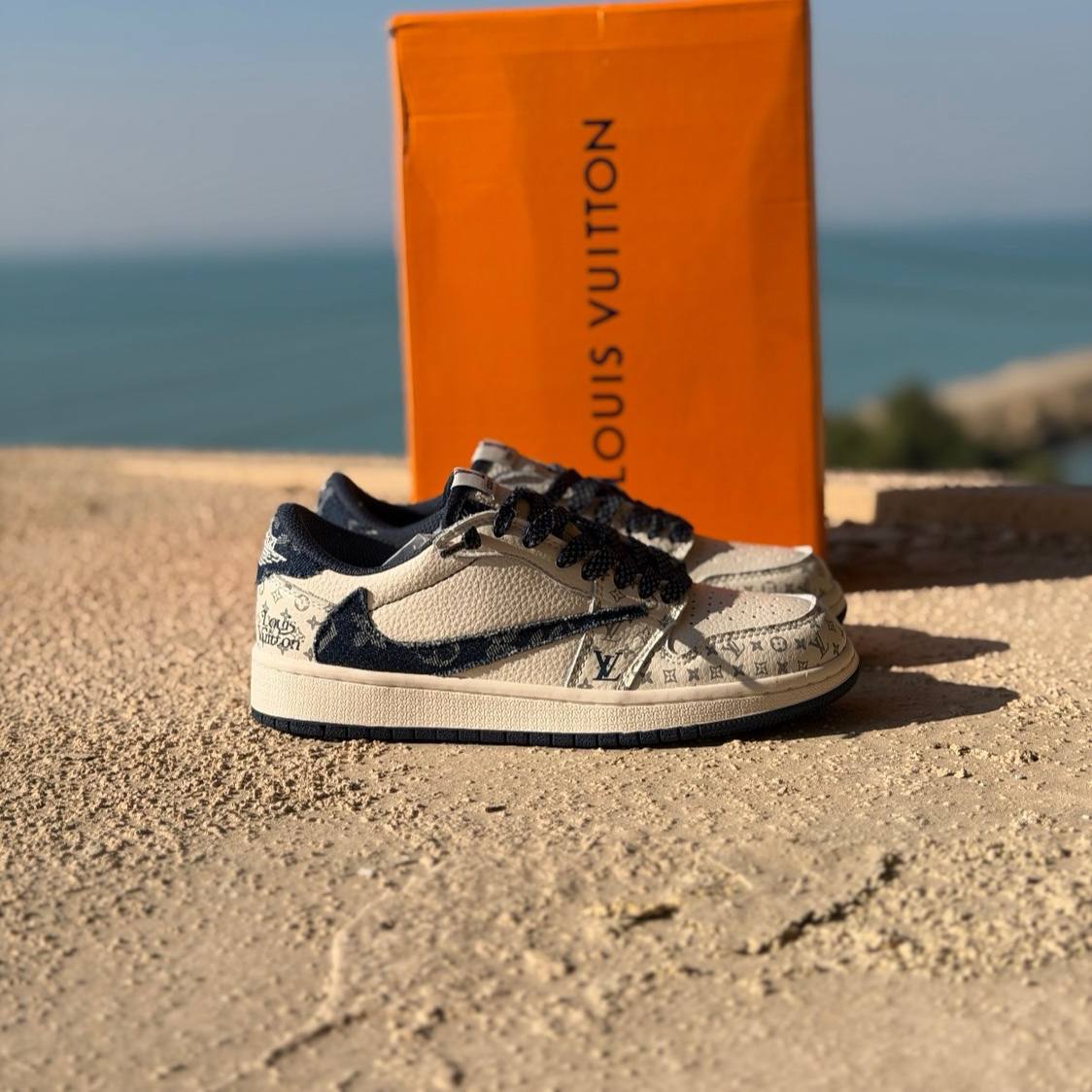 جردن 1 ترویس اسکات Nike Air Jordan 1Travis Scott