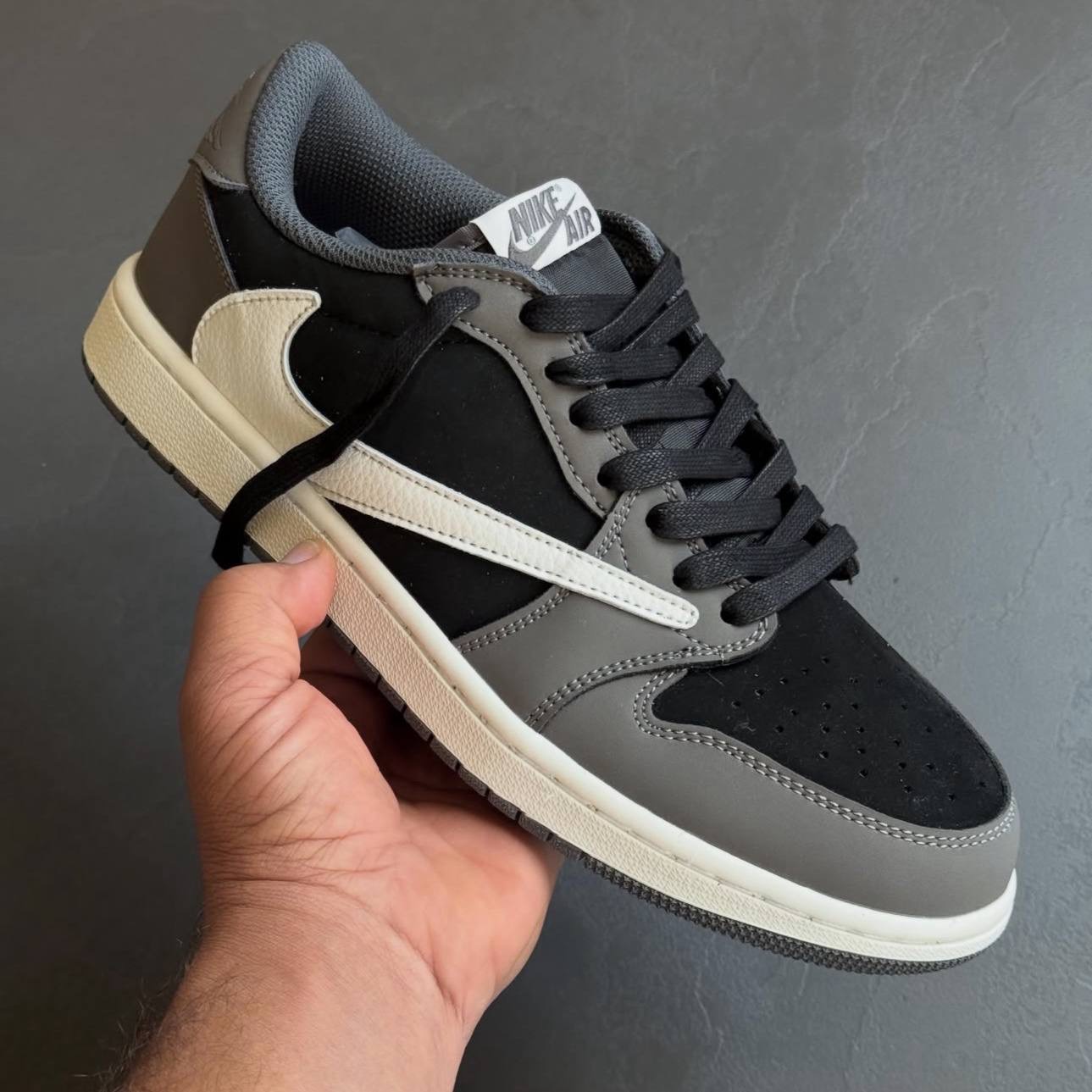 جردن 1 ترویس اسکات Nike Air Jordan 1Travis Scott