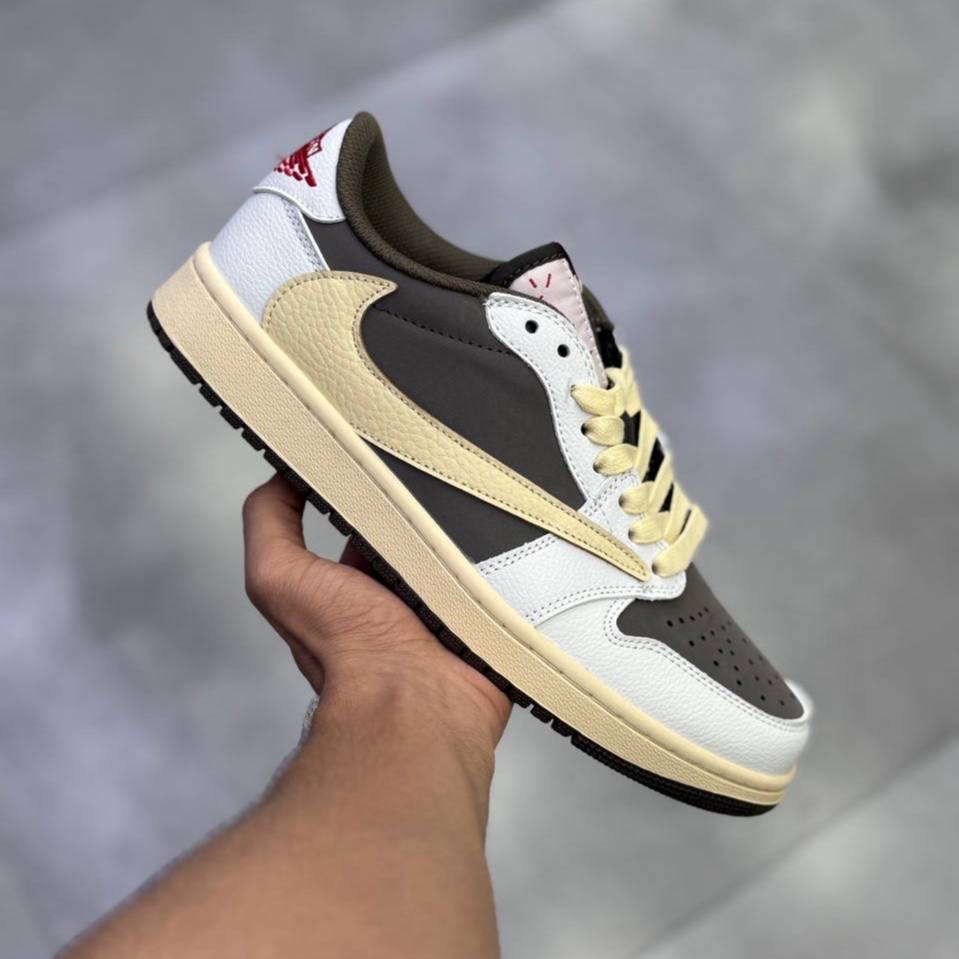 جردن 1 ترویس اسکات موکا Nike Air Jordan 1Travis Scott Mocha