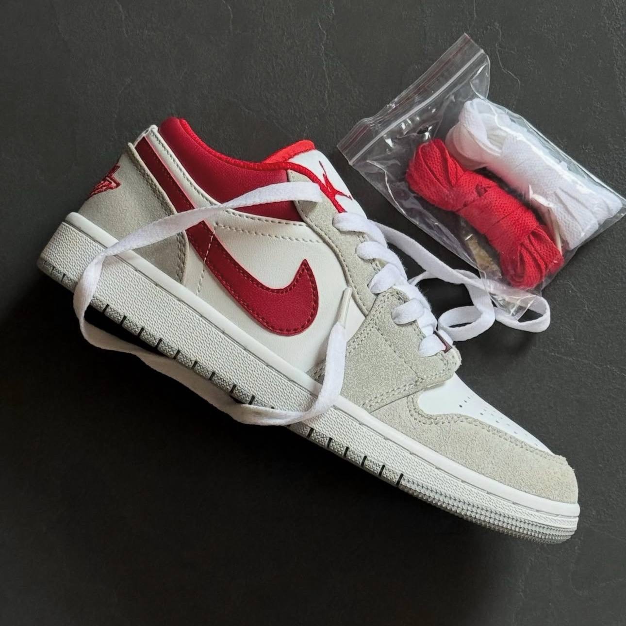 ایر جردن وان اسموک گری رد Nike Air Jordan 1 Low Light Smoke Grey Gym Red