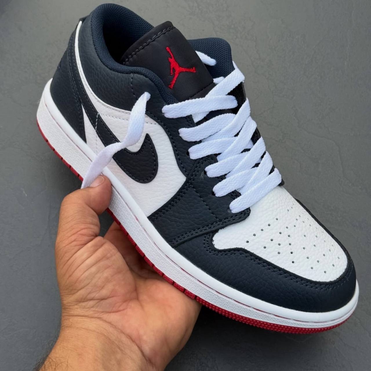 نایک ایر جردن وان Nike Air Jordan One 