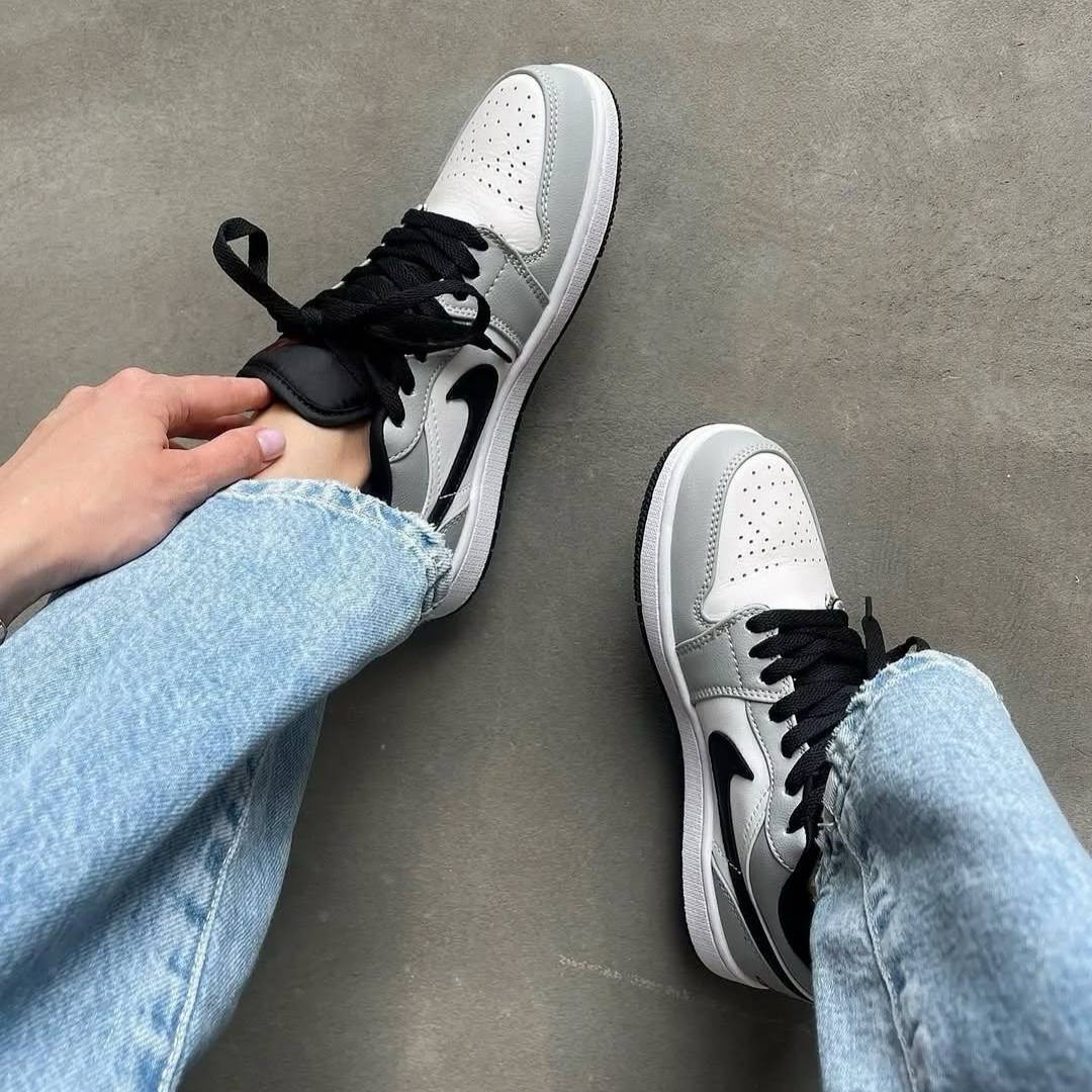 نایک ایر جردن وان اسموک گری Nike Air Jordan 1