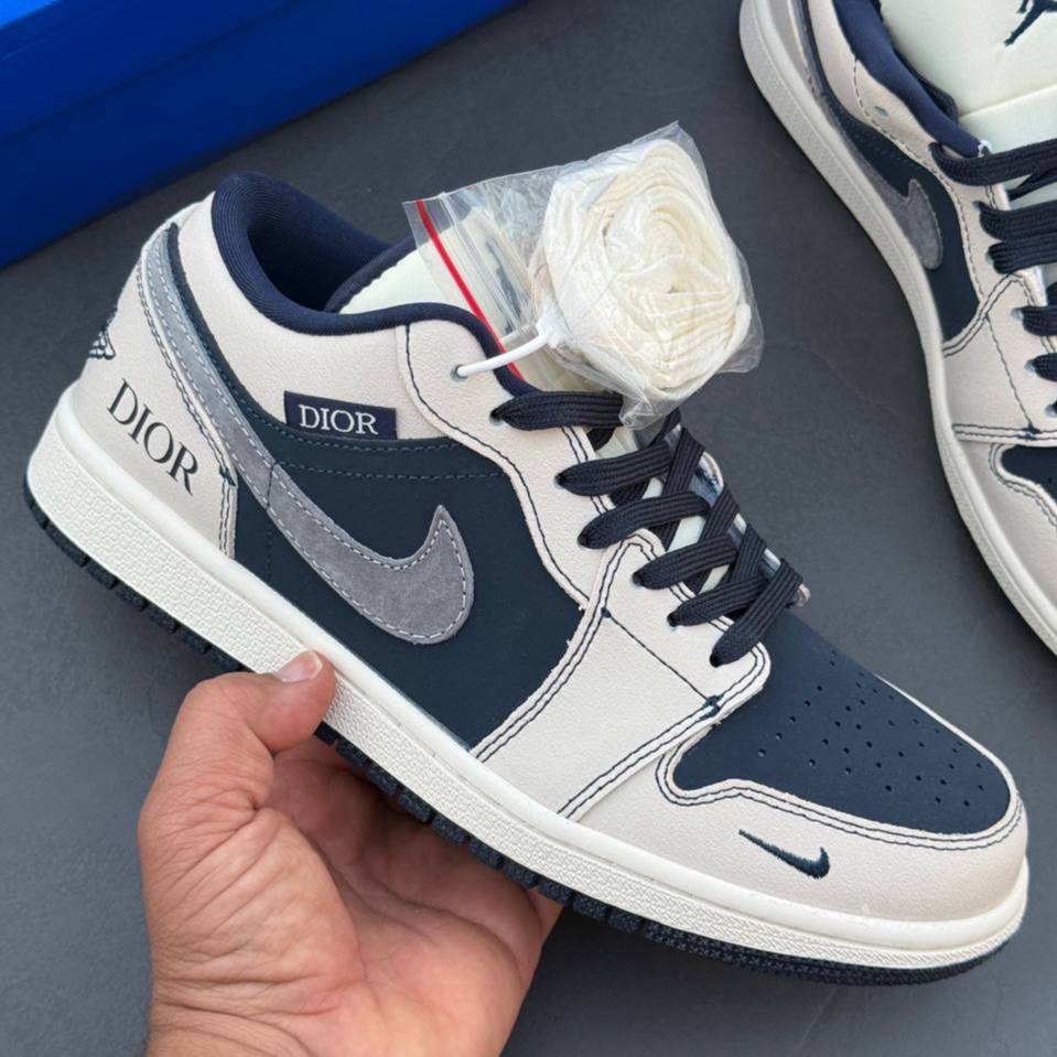 نایک ایر جردن وان دیور Nike Air Jordan 1