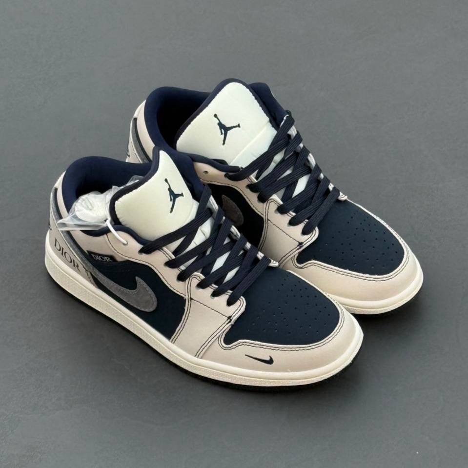 نایک ایر جردن وان دیور Nike Air Jordan 1