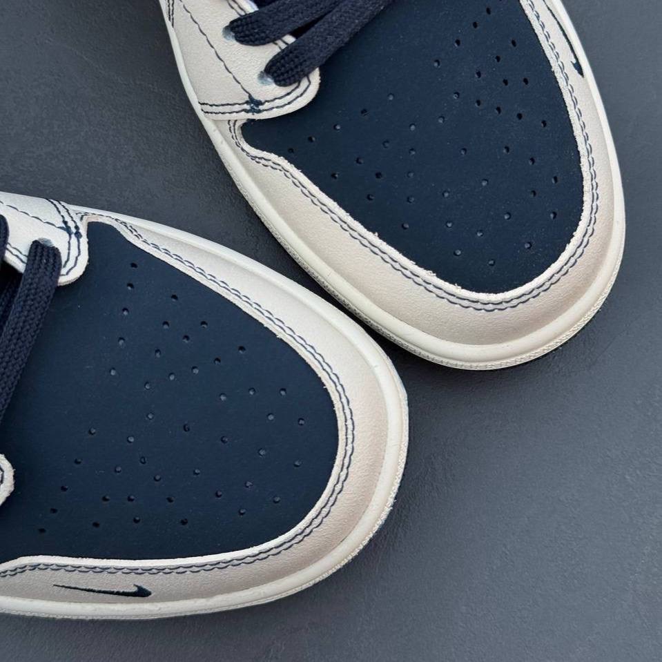 نایک ایر جردن وان دیور Nike Air Jordan 1