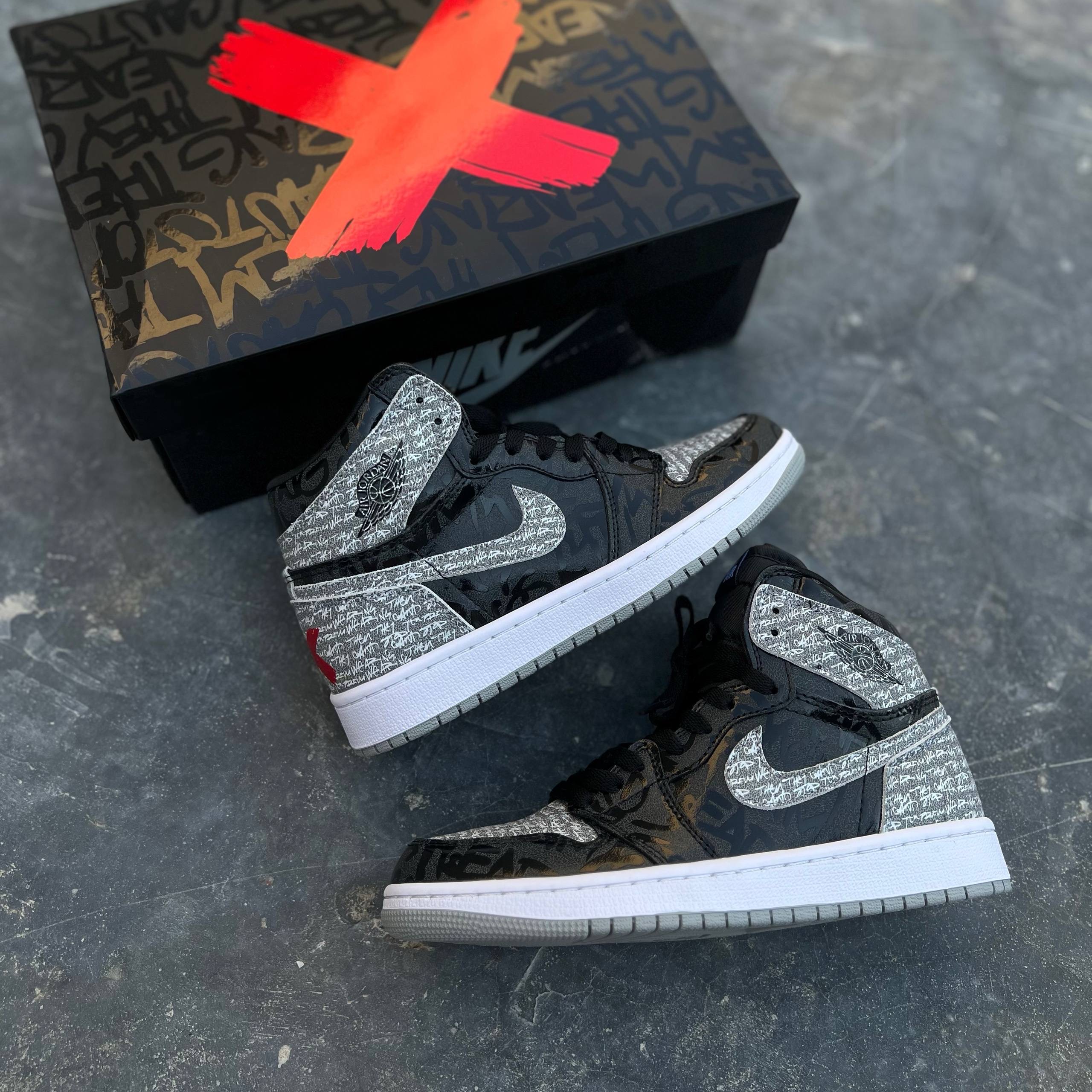 نایک ایر جردن وان ربیلیونر Nike Air Jordan 1