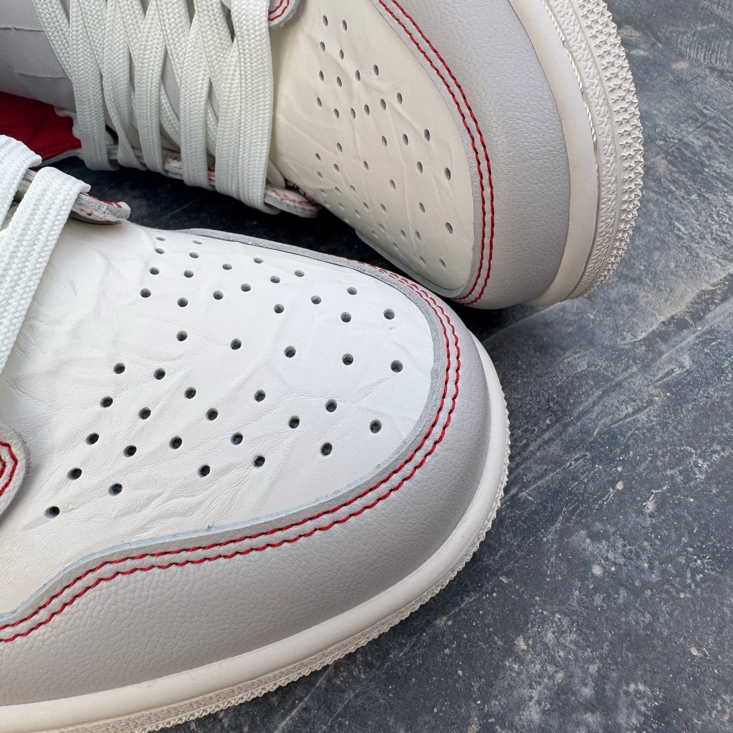 نایک ایر جردن وان رد فانتوم Nike Air Jordan 1 Retro High OG Phantom Gym Red