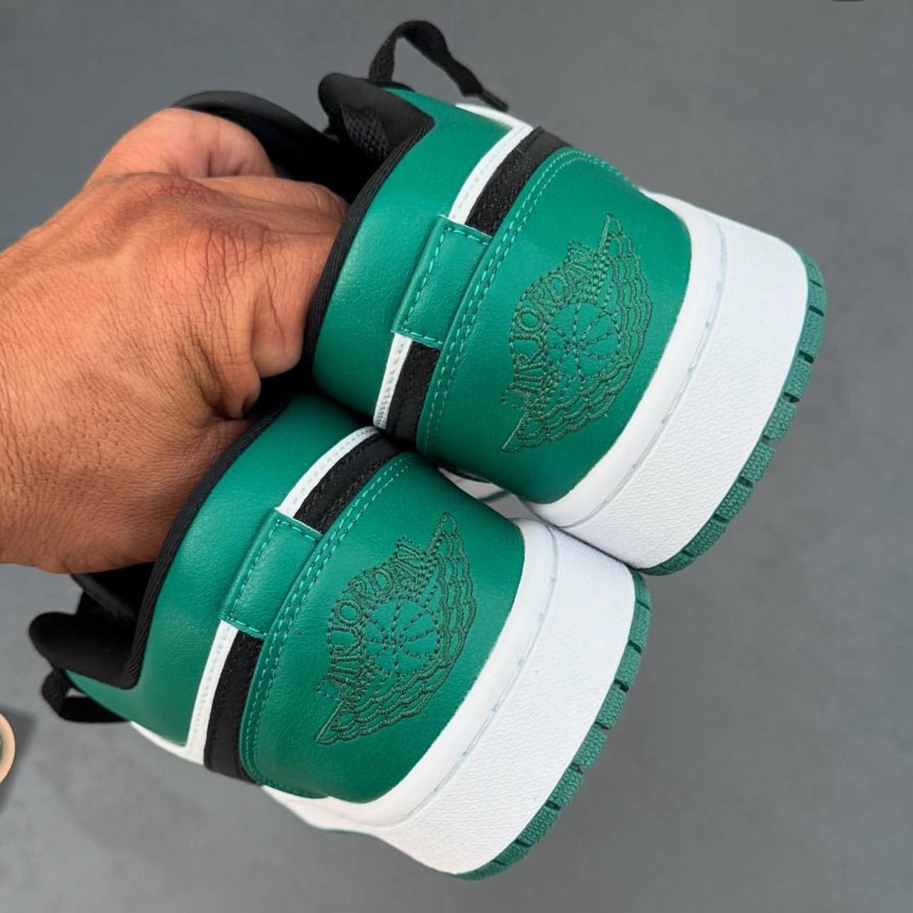نایک ایر جردن وان سبز Nike Air Jordan 1