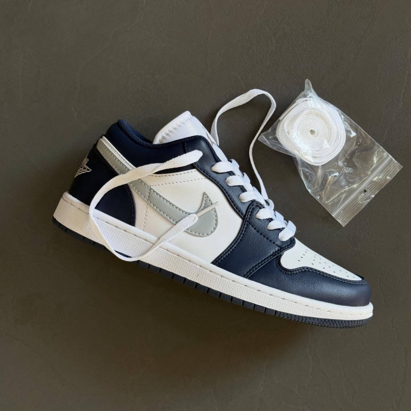 نایک ایر جردن وان سرمه ای Nike Air Jordan 1 Low