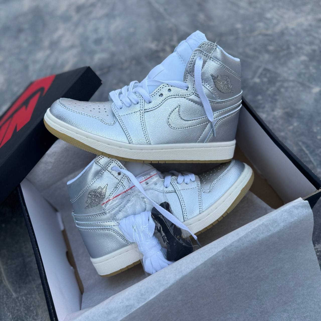 نایک ایر جردن وان سیلور Nike Air Jordan 1