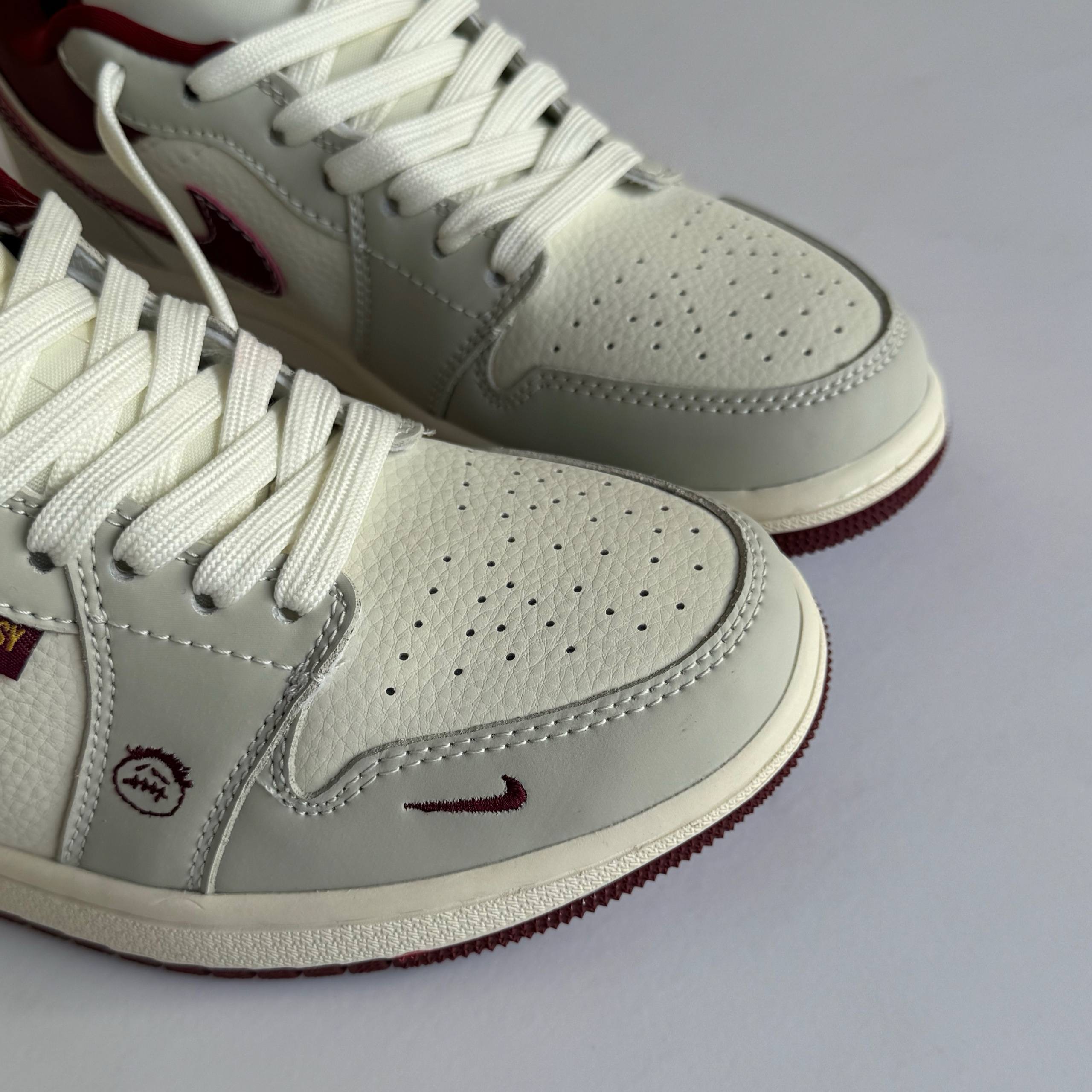 نایک ایر جردن وان صورتی Nike Air Jordan 1