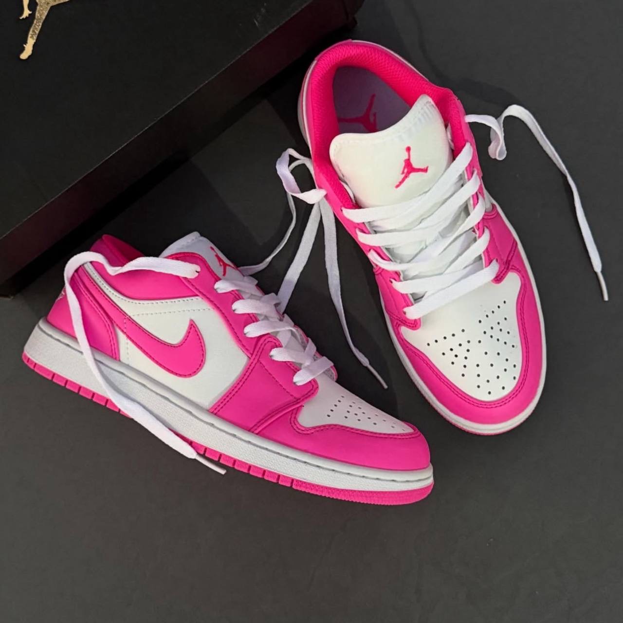 نایک ایر جردن وان صورتی Nike Air Jordan 1