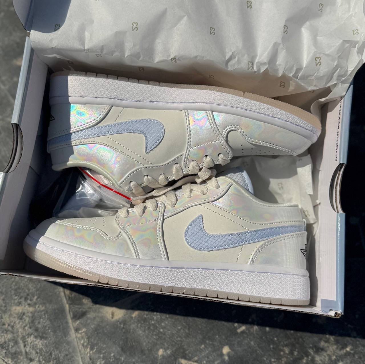 نایک ایر جردن وان هولوگرامی Nike Air Jordan 1