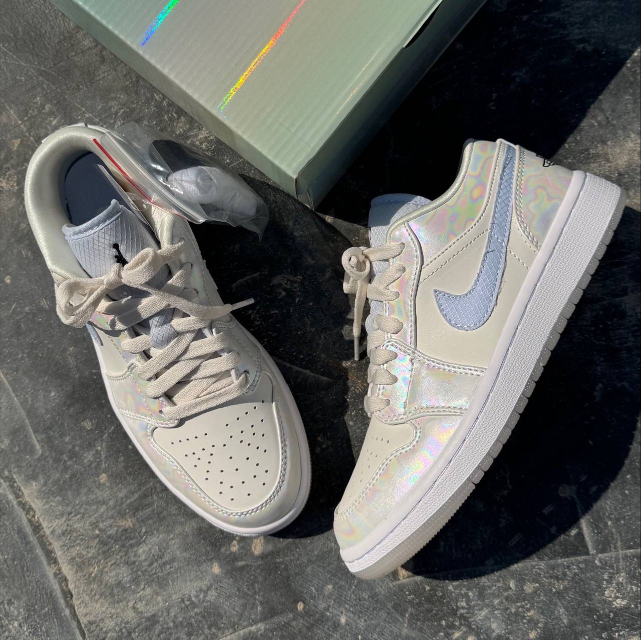 نایک ایر جردن وان هولوگرامی Nike Air Jordan 1