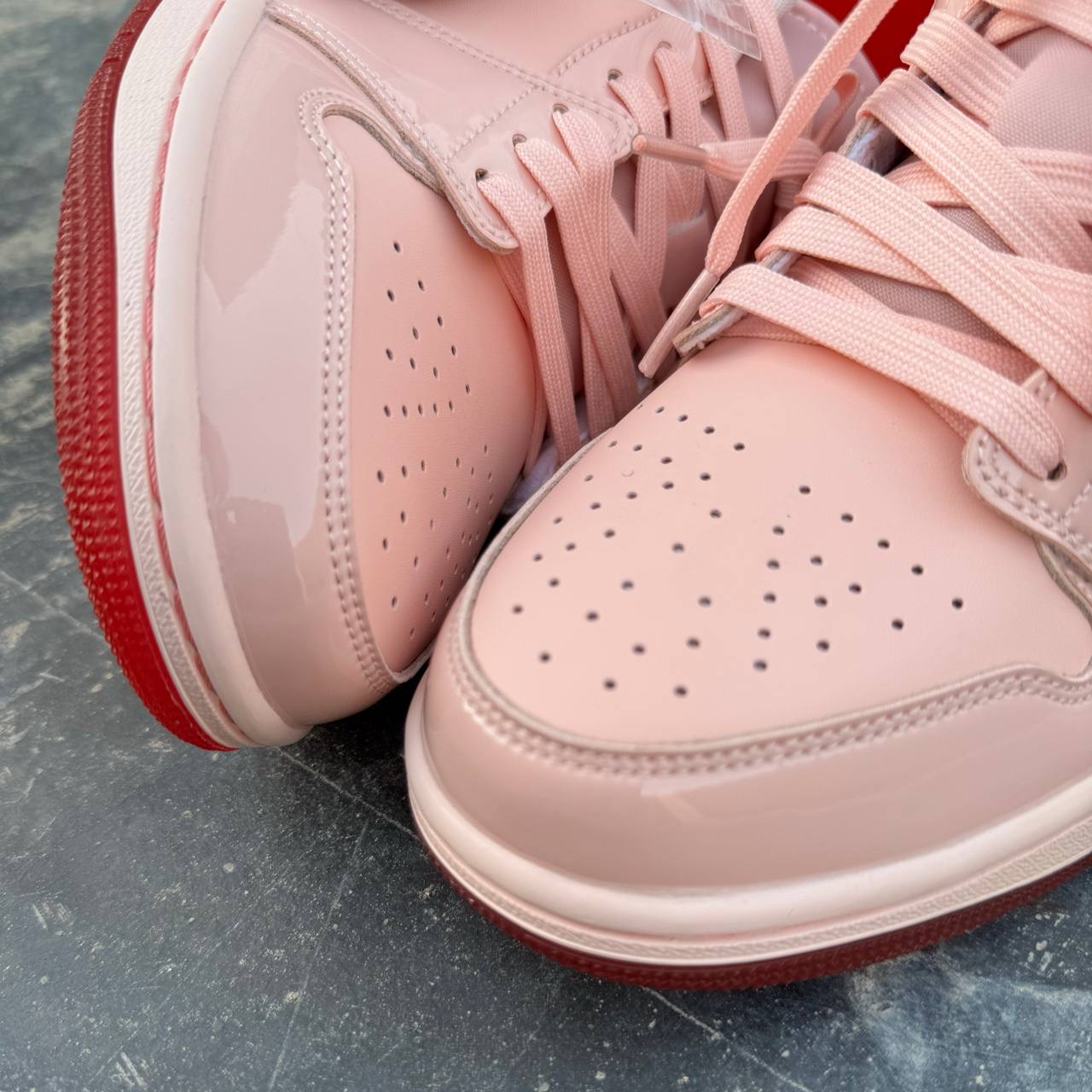 نایک ایر جردن وان ولنتاین Nike Air Jordan Valentine's Day