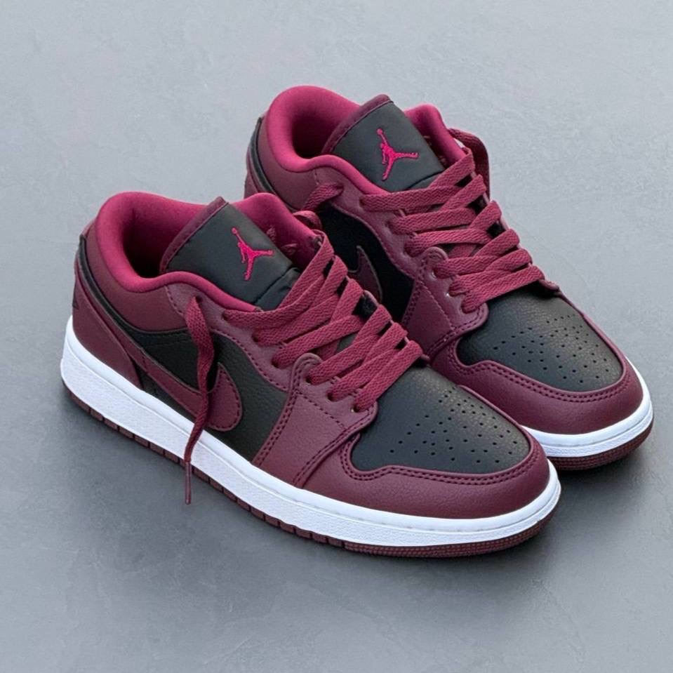 نایک ایر جردن وانNike Air Jordan 1