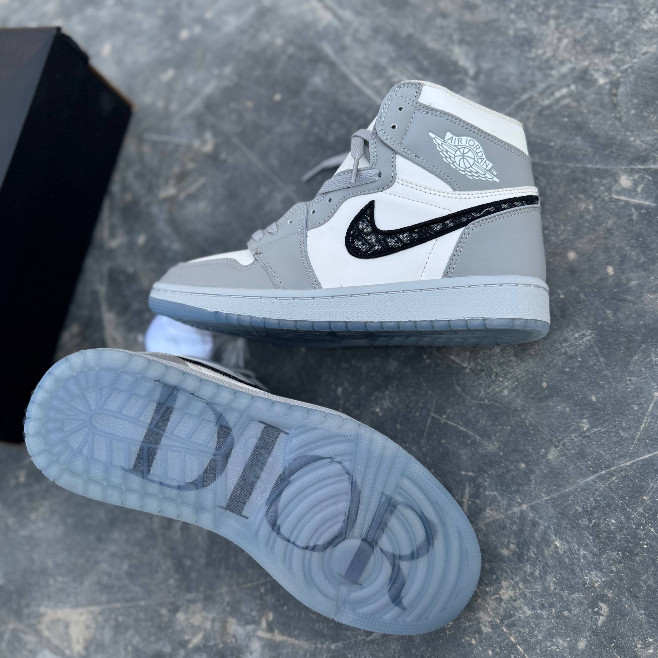 نایک جردن دیور Nike Air Jordan 1 Dior