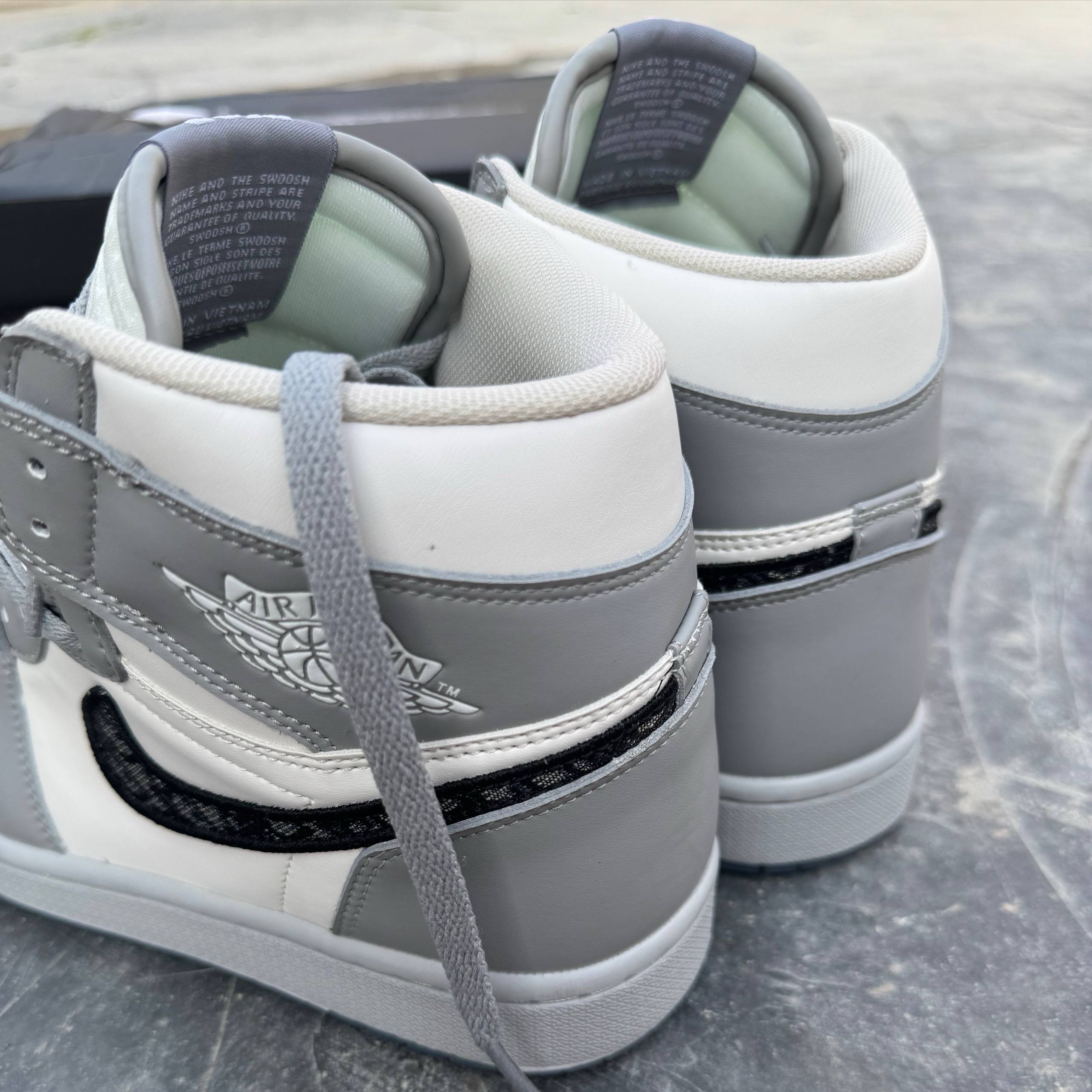 نایک جردن دیور Nike Air Jordan 1 Dior