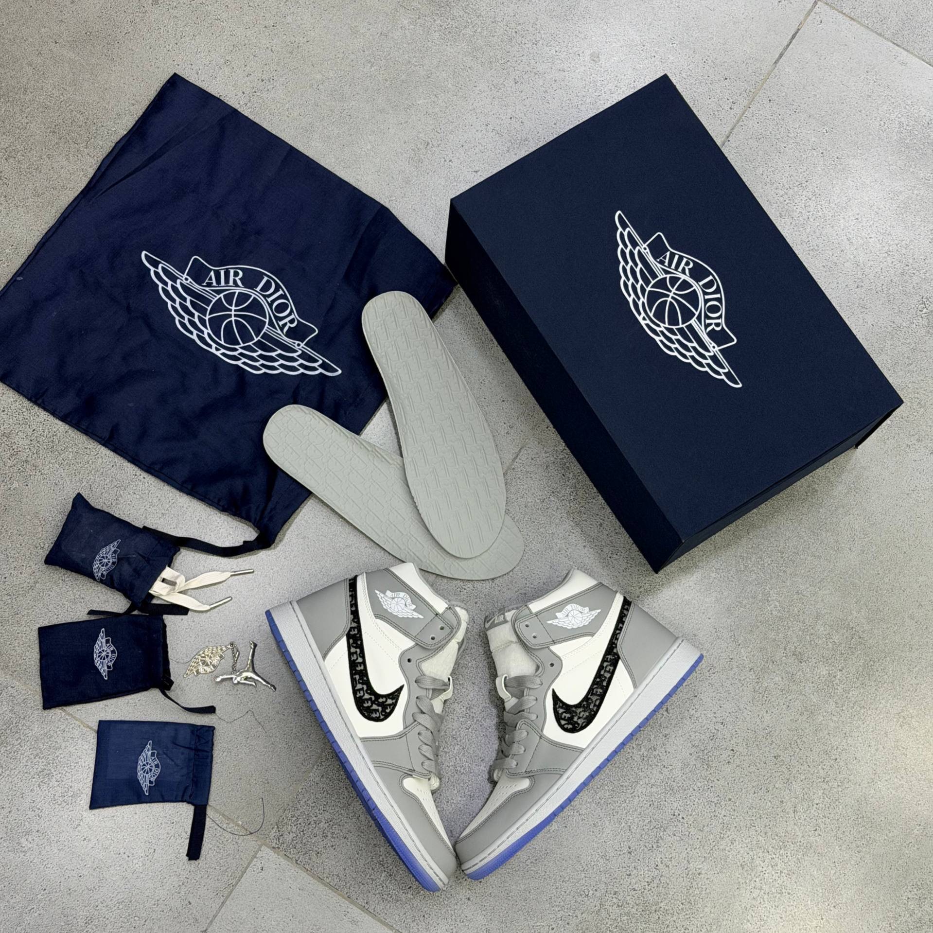 نایک جردن دیور Nike Air Jordan 1 Dior