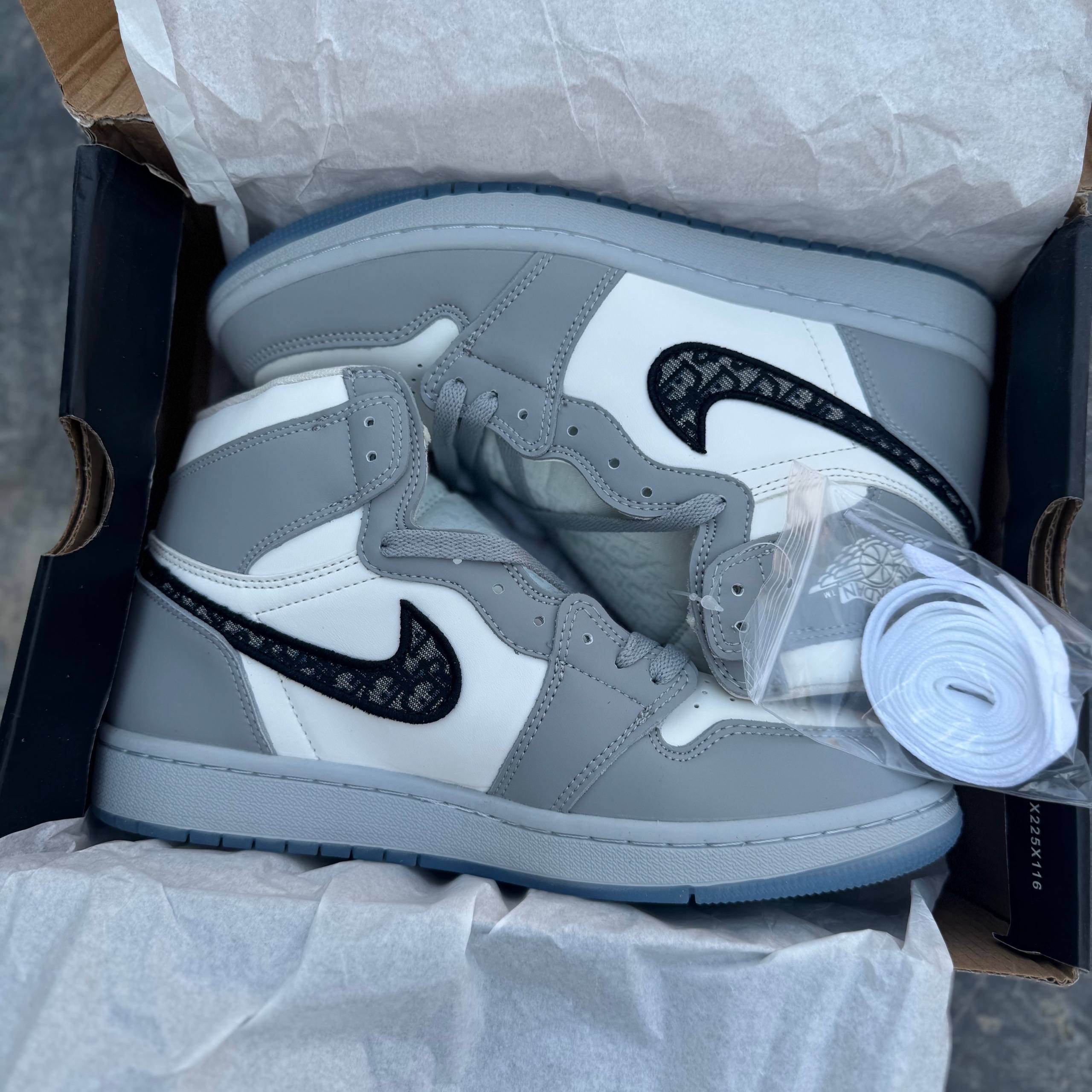 نایک جردن دیور Nike Air Jordan 1 Dior