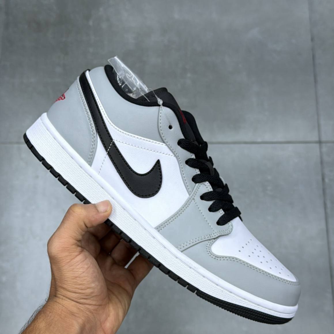 نایک جردن وان اسموک گری Air Jordan 1 Smoke Grey