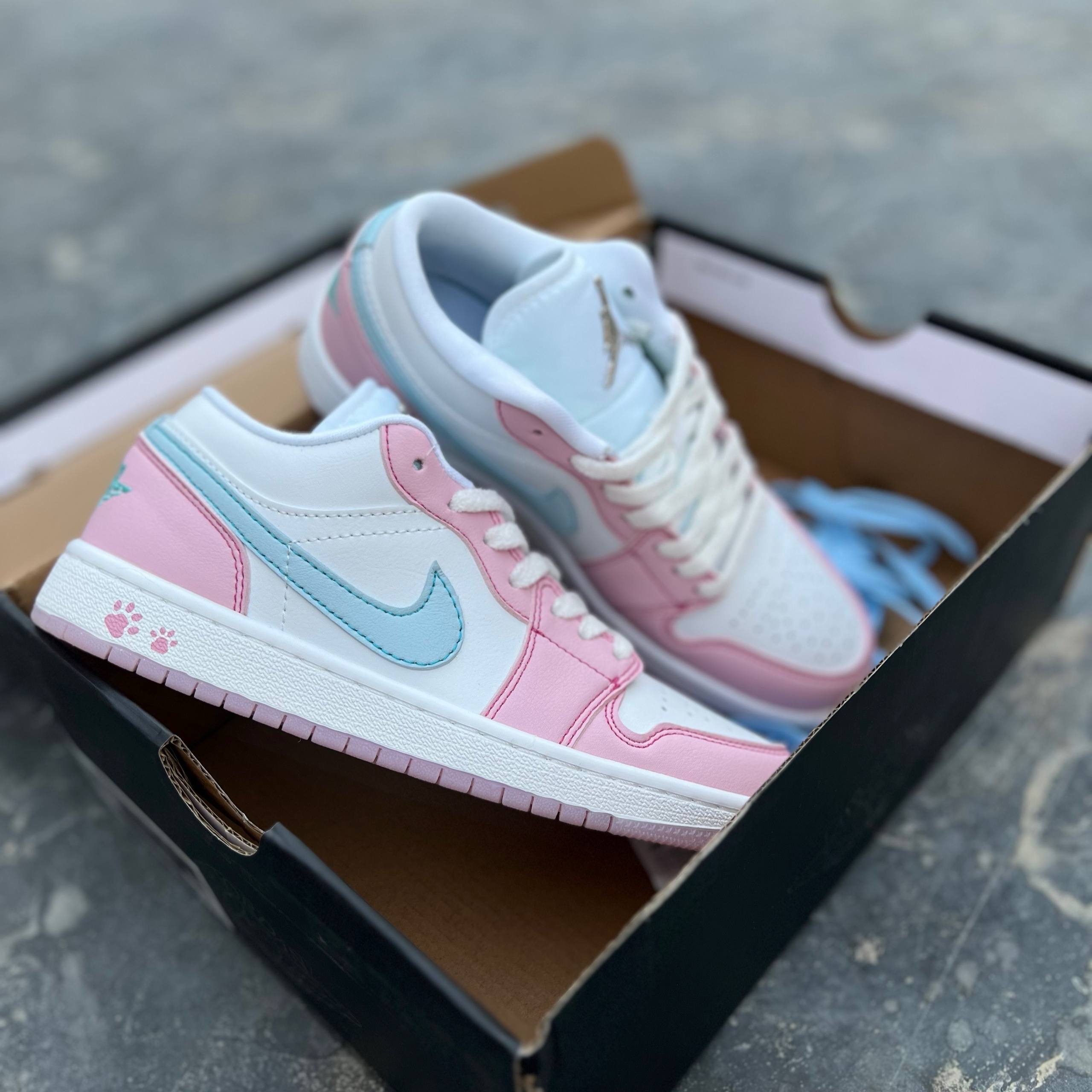 نایک جردن وان صورتی پنجه گربه Jordan1Paw Print Pink Foam