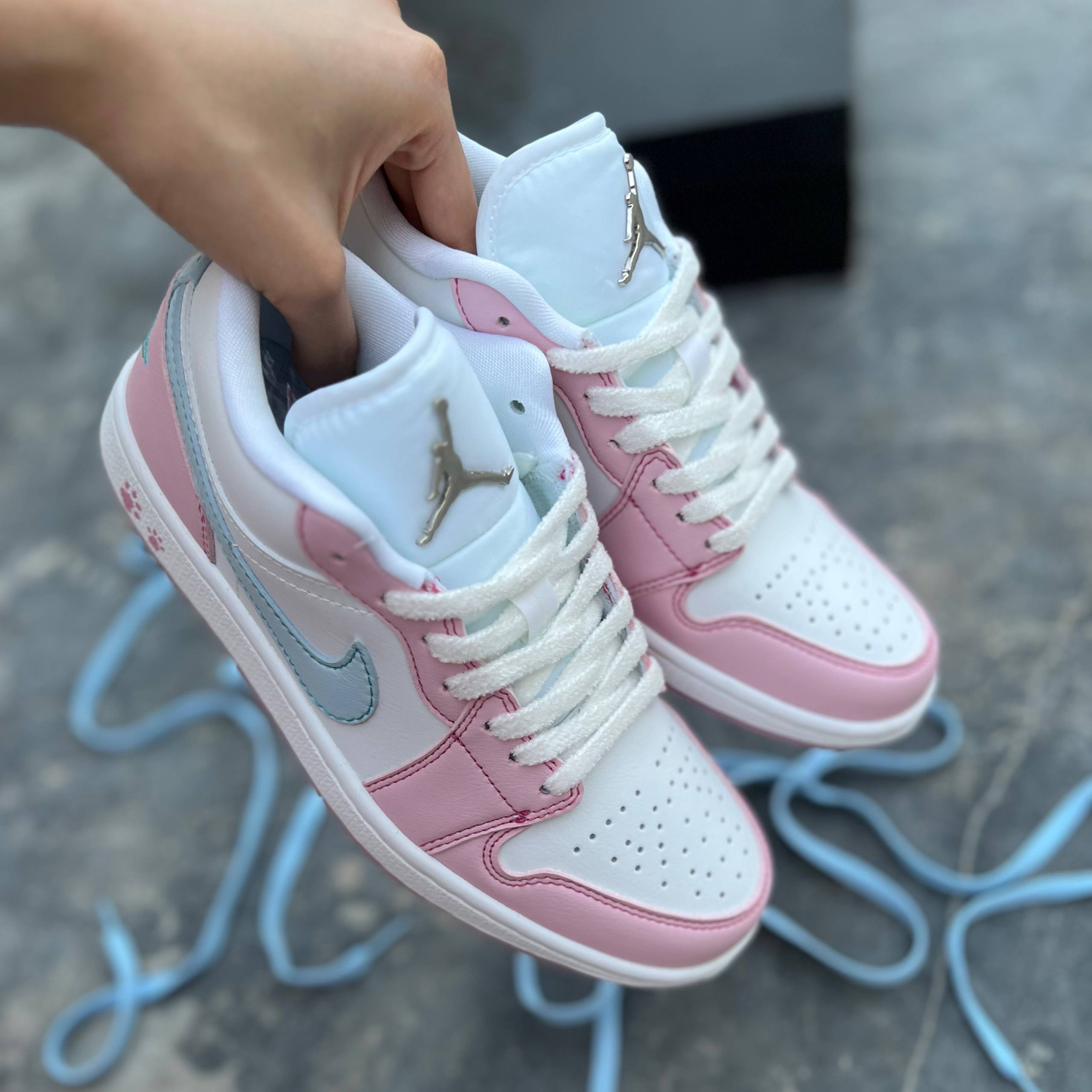 نایک جردن وان صورتی پنجه گربه Jordan1Paw Print Pink Foam