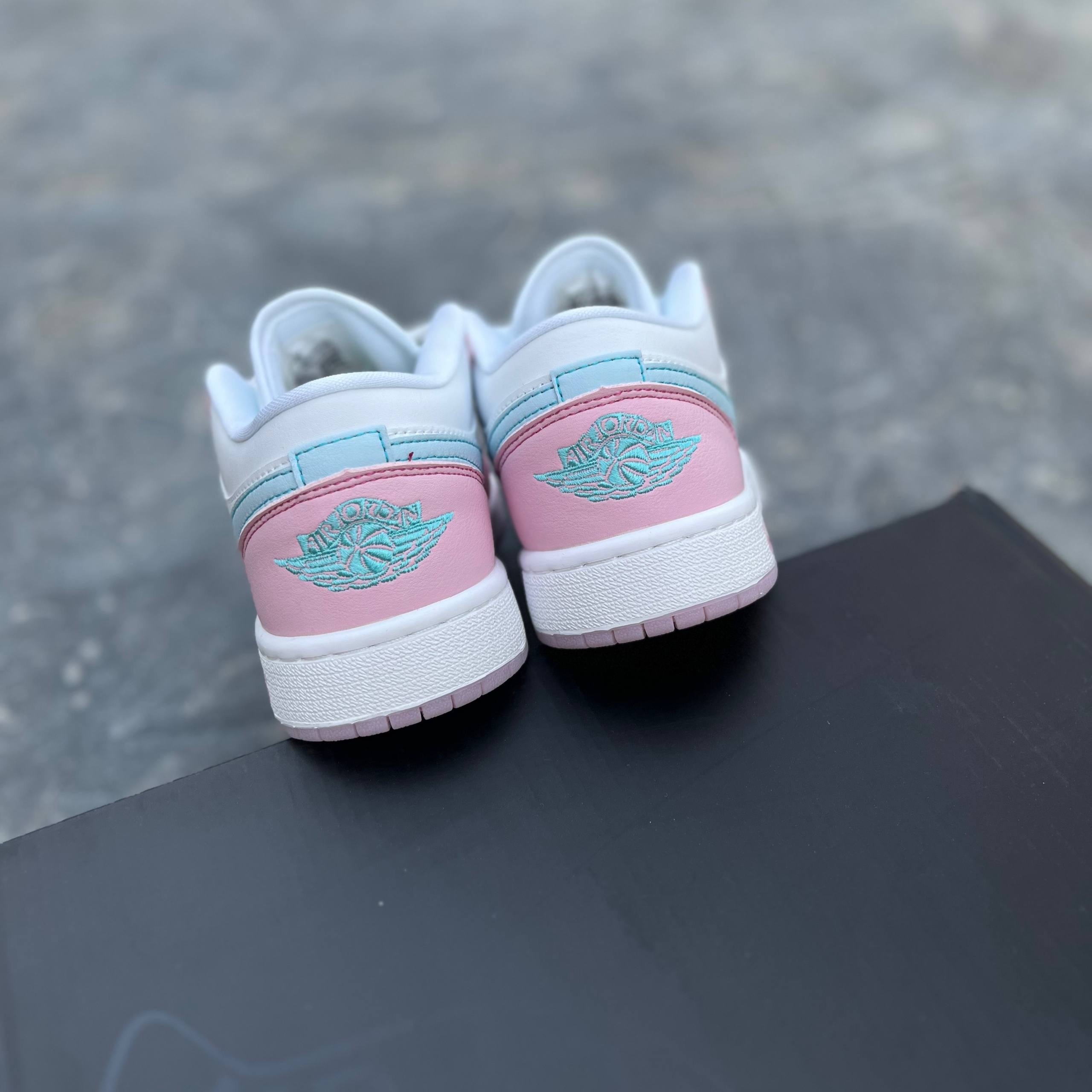 نایک جردن وان صورتی پنجه گربه Jordan1Paw Print Pink Foam