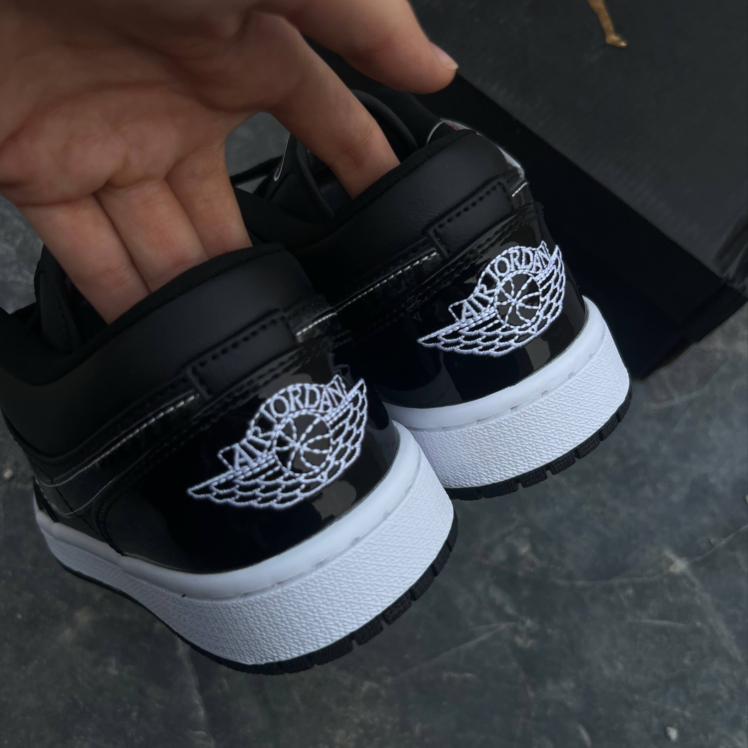 کفش نایک ایر جردن ۱ لو اس‌ای آل‌استار Nike Air Jordan 1 Low SE All-Star