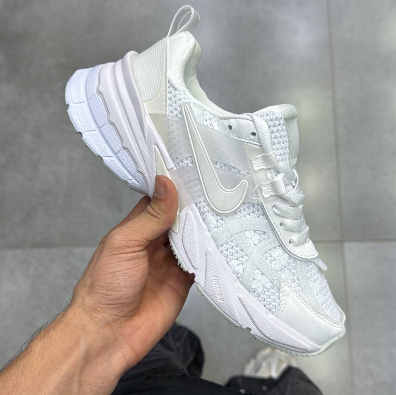 نایک وی تو کی Nike V2K Run 