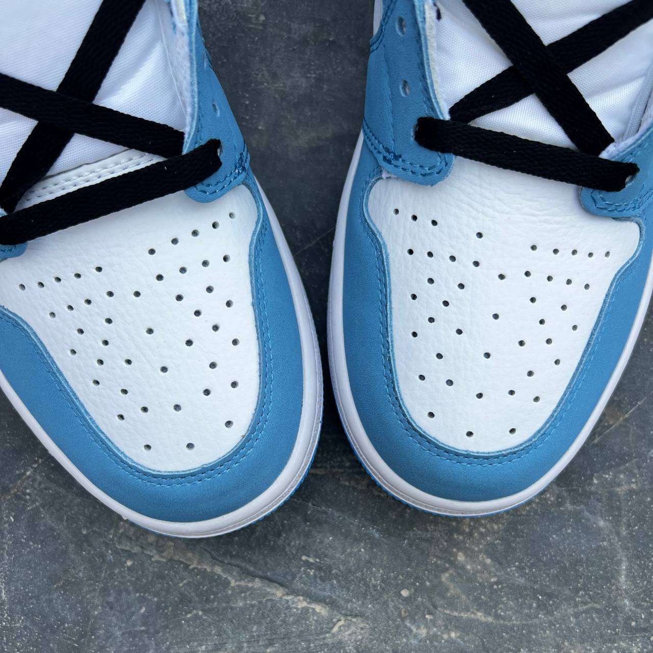 ایر جردن وان های یونیورسیتی